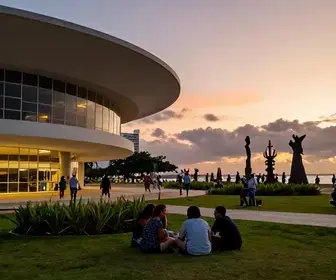 Centro Dragão do Mar: Um Mergulho na Cultura e História de Fortaleza Centro Dragão do Mar: Um Mergulho na Cultura e História de Fortaleza