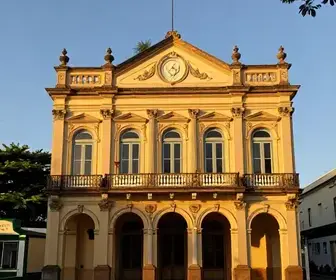 Cineteatro São Luiz: Um Patrimônio Cultural de Fortaleza Cineteatro São Luiz: Um Patrimônio Cultural de Fortaleza