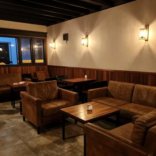Descubra o Pub 5 Elementos