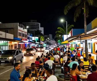 Explore a Vibrante Noite de Quinta em Fortaleza