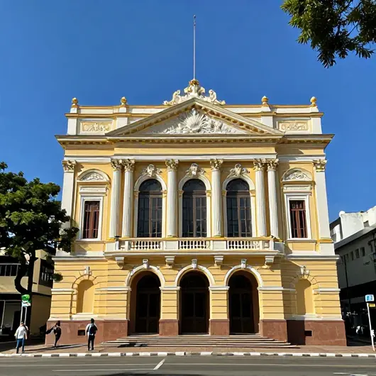 Teatro Carlos Câmara: Cultura e Arte em Fortaleza