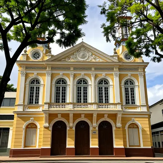 Theatro José de Alencar: Uma Joia da Cultura Cearense